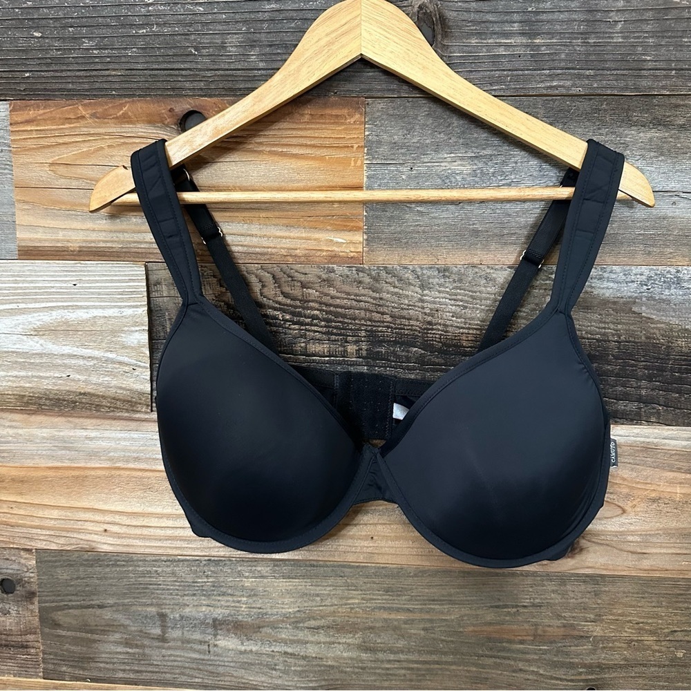 Vince Camuto Bra Size 42D Black‎ Padded Underwire Adjustable Clasp Back